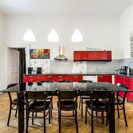 Berta - 4 Bedrooms, 3 Baths 부다페스트 외부 사진
