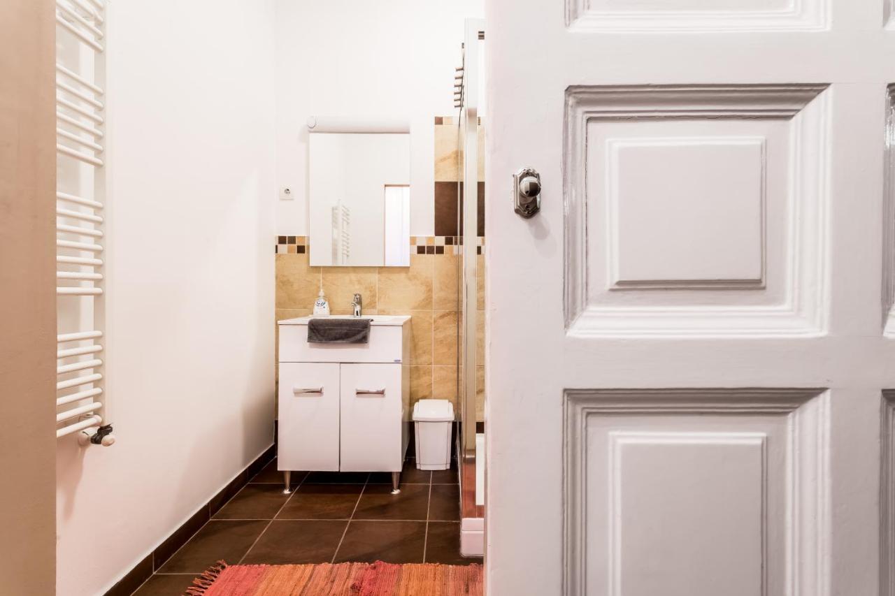 Berta - 4 Bedrooms, 3 Baths 부다페스트 외부 사진